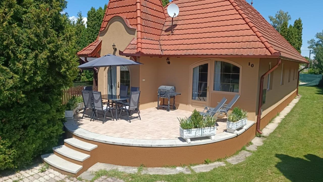 Vica Apartman Balatonberény Exteriér fotografie