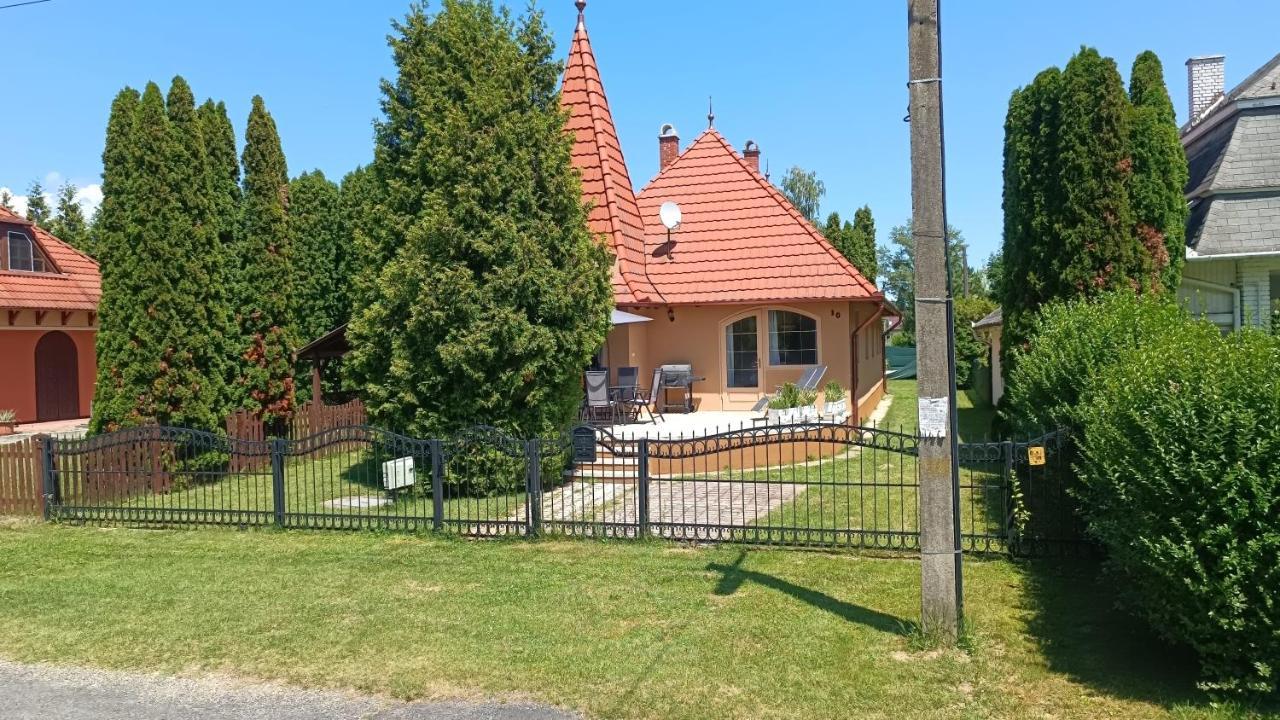 Vica Apartman Balatonberény Exteriér fotografie