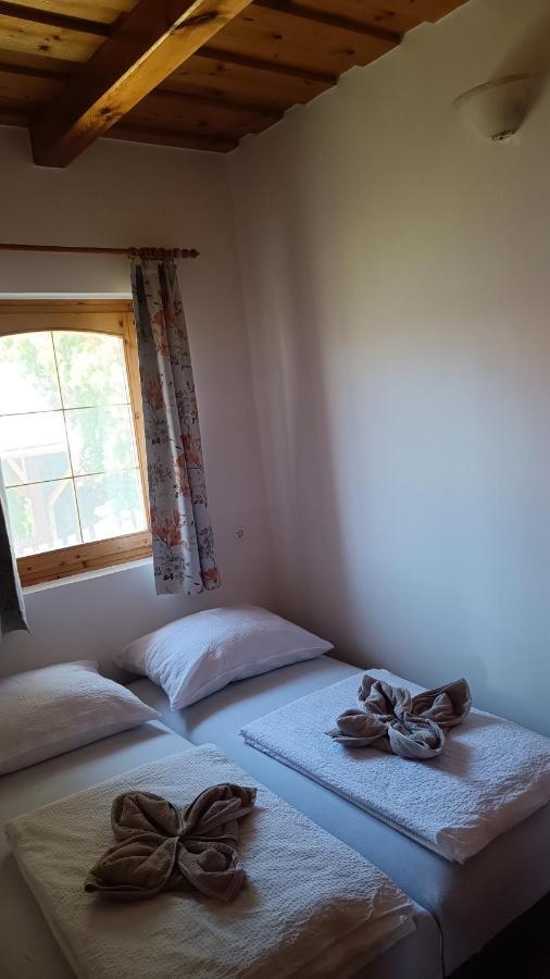 Vica Apartman Balatonberény Exteriér fotografie